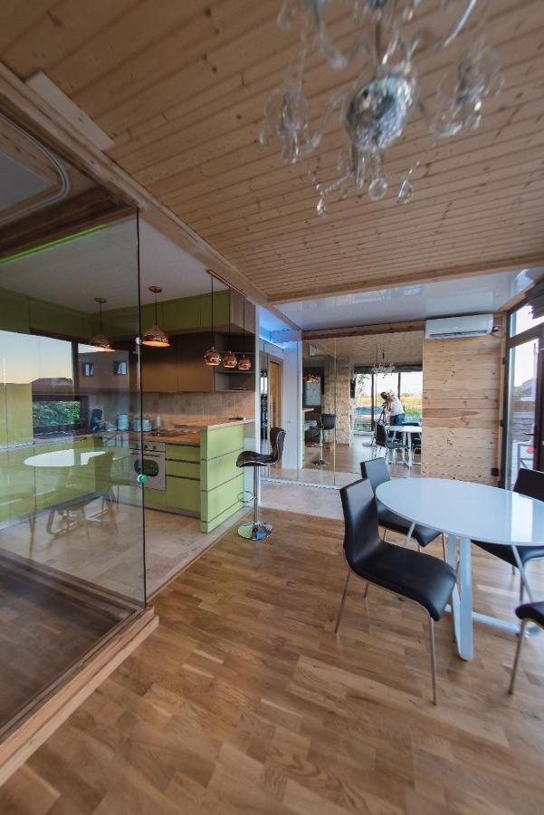 באלוטשטי Kopel Haus - Studio - Self Acces Cod Location מראה חיצוני תמונה