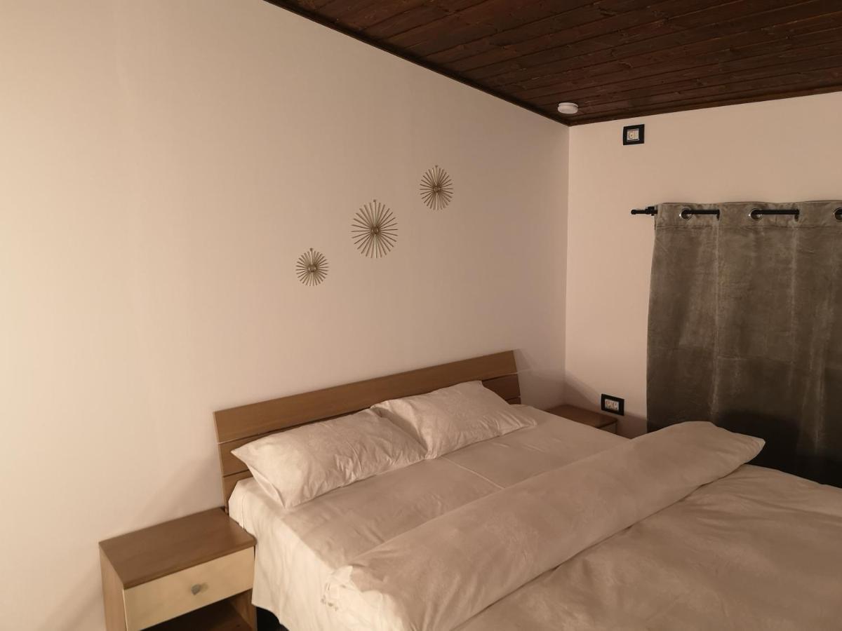 באלוטשטי Kopel Haus - Studio - Self Acces Cod Location מראה חיצוני תמונה